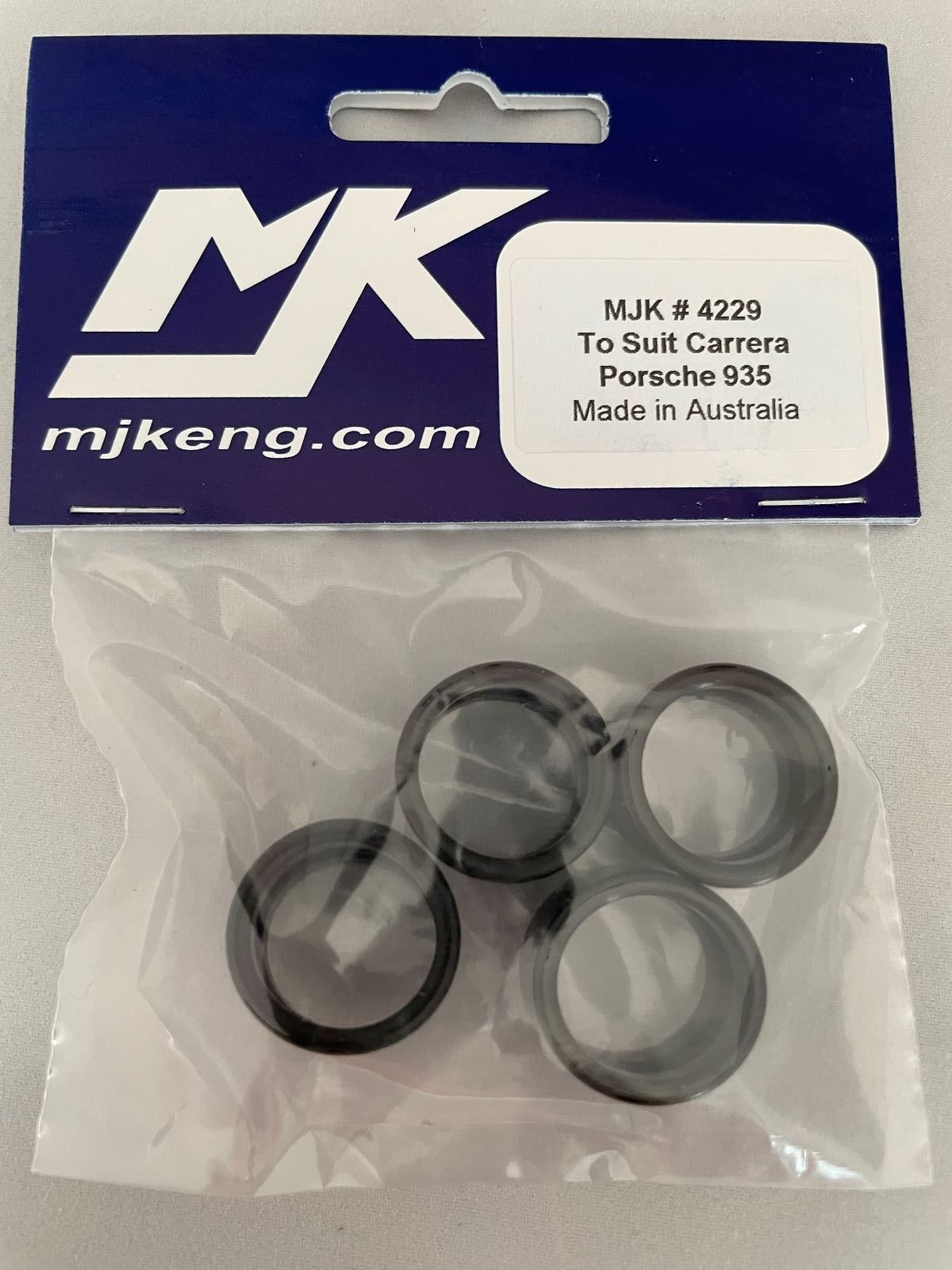 MJK 4229 - Carrera Porsche 935 Tyres