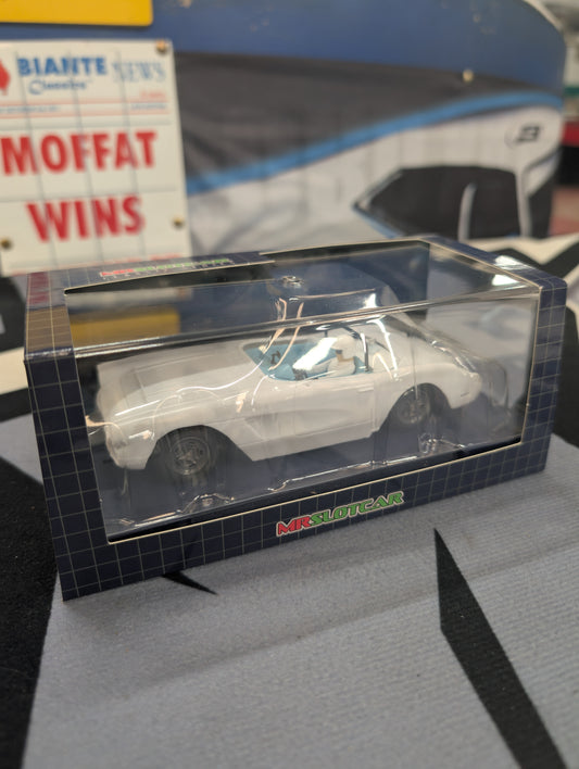 MR Slotcar MR1501 - Chevrolet Corvette C1 White Kit