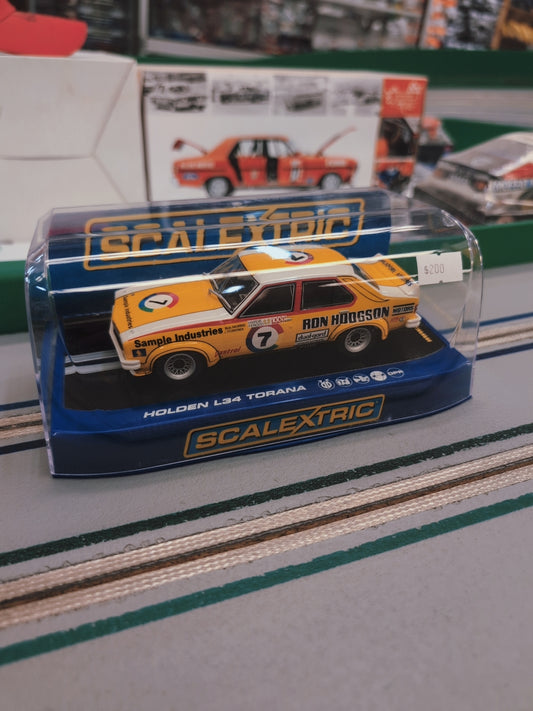 Scalextric C3030 - Holden L34 Torana 1976 Bathurst Winner Bob Morris/John Fitzpatrick
