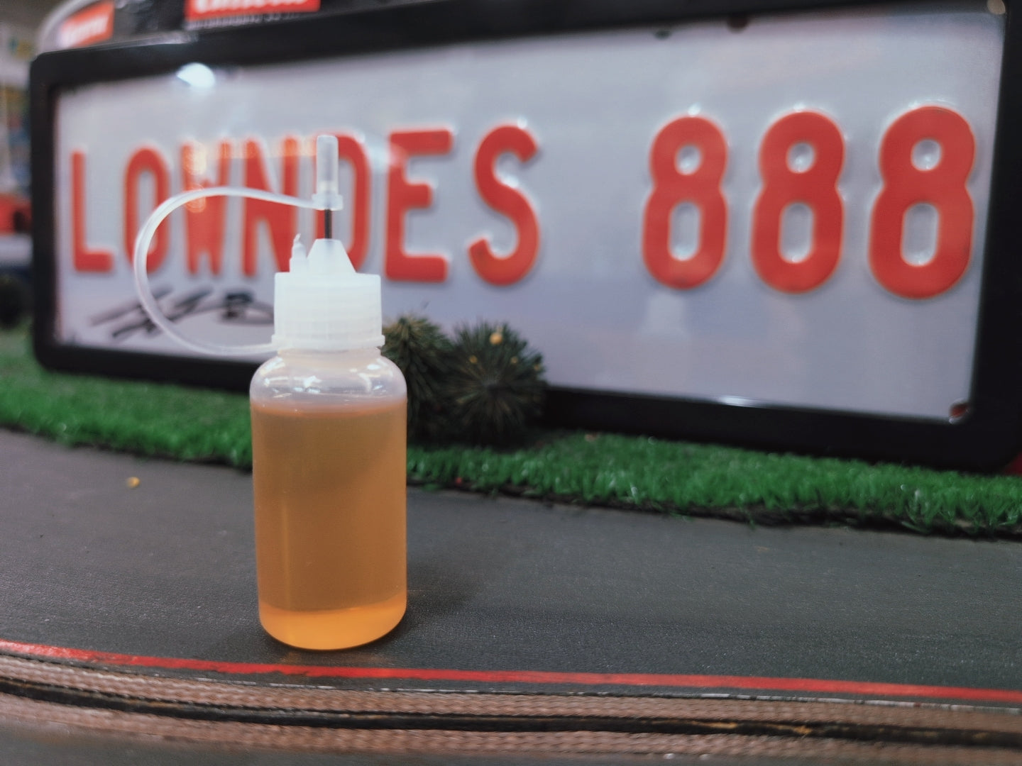 Fusion Slot Cars 005 - Tyre Coolant 20ml bottle