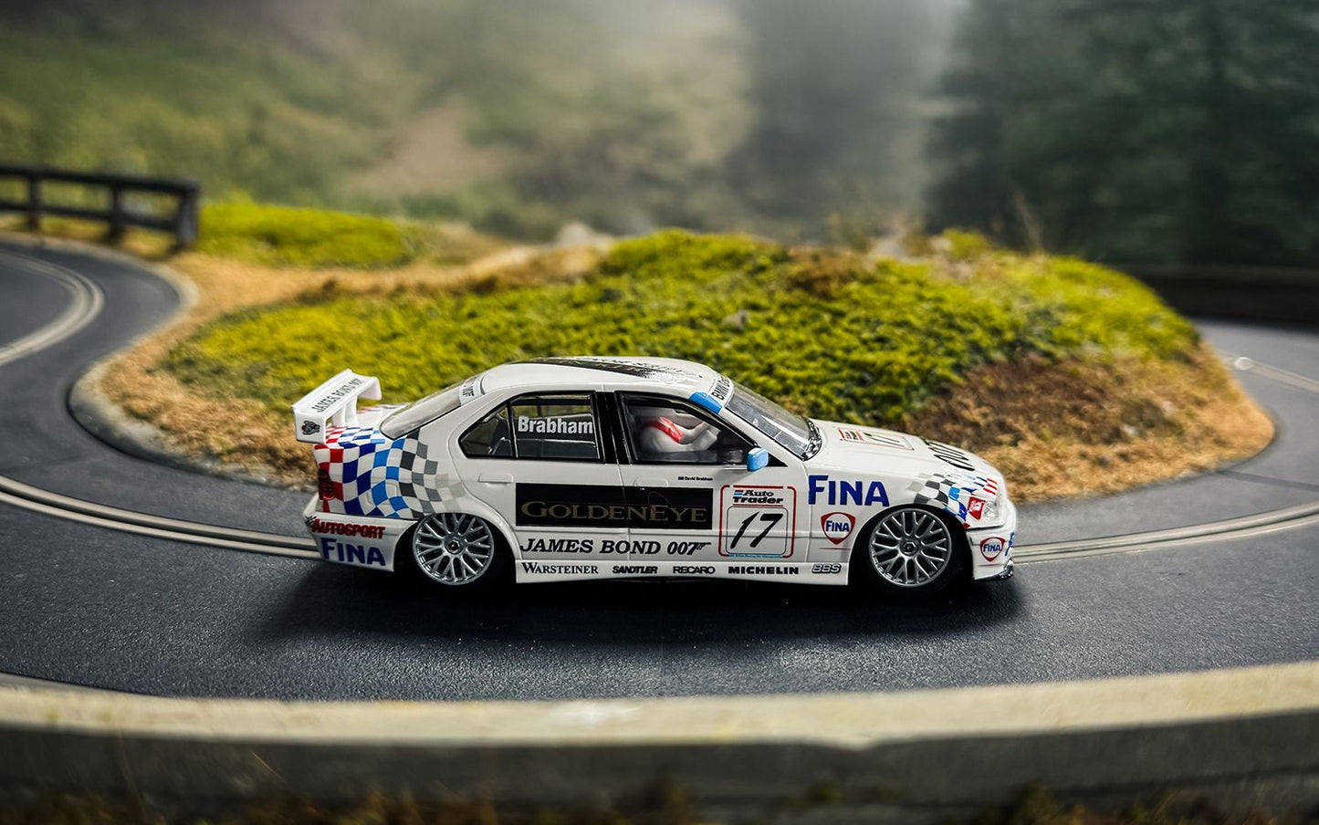 Scalextric C4574 - BMW 320i - BTCC 1995 - David Brabham