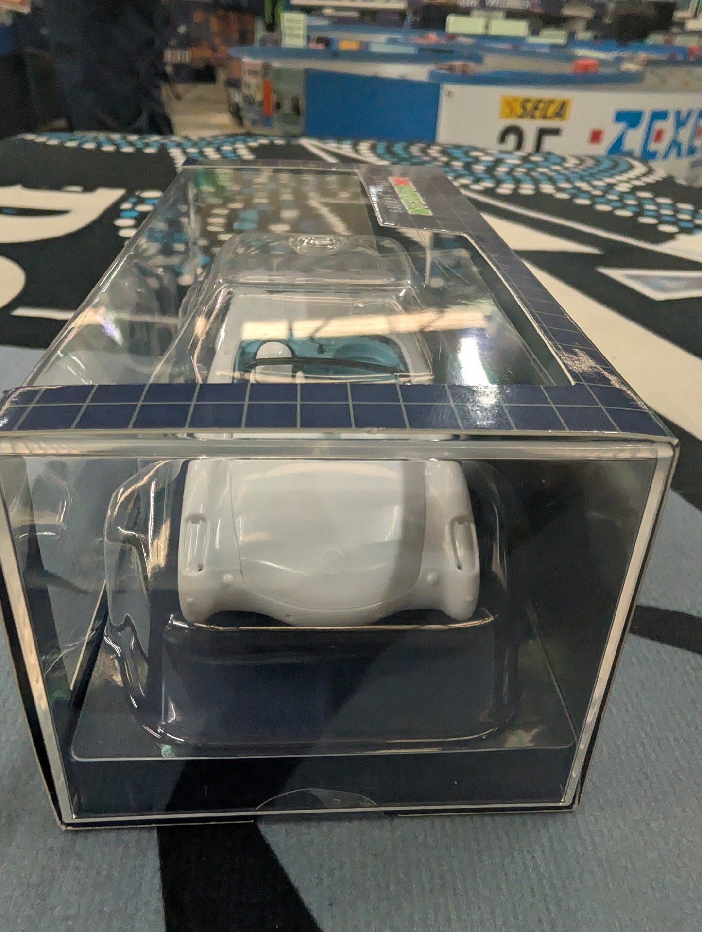 MR Slotcar MR1501 - Chevrolet Corvette C1 White Kit