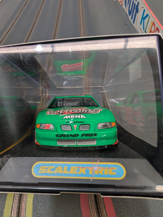 Scalextric C2408 - Pontiac Grand Prix NASCAR Interstate 2001 #18
