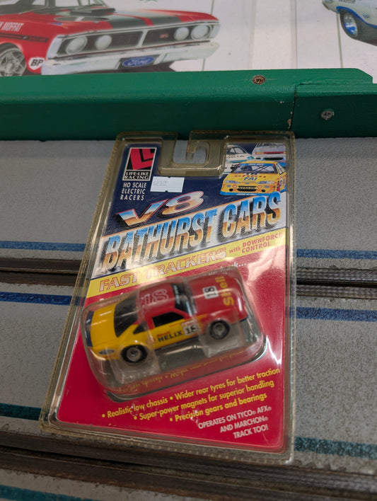 Life-Like Racing 9818 - John Bowe Ford EL Falcon Supercar Shell Helix #18