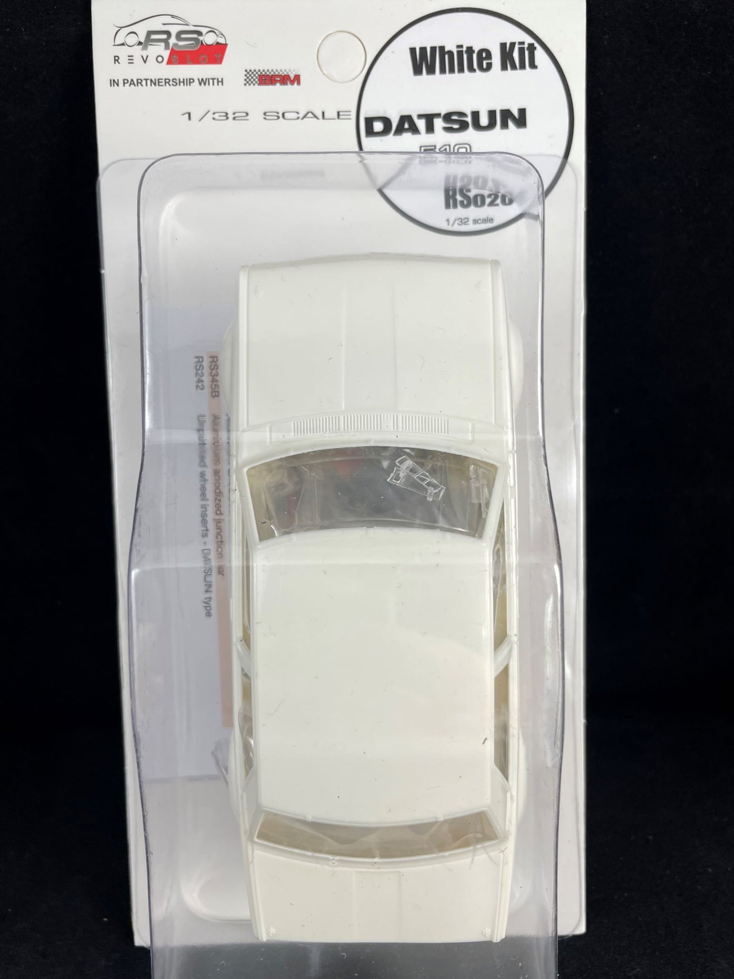 RevoSlot RS0204 - Datsun 510 - white kit