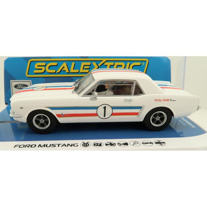 Scalextric C4364F - Ford Mustang - 1966 ATCC - #1 Geoghegan