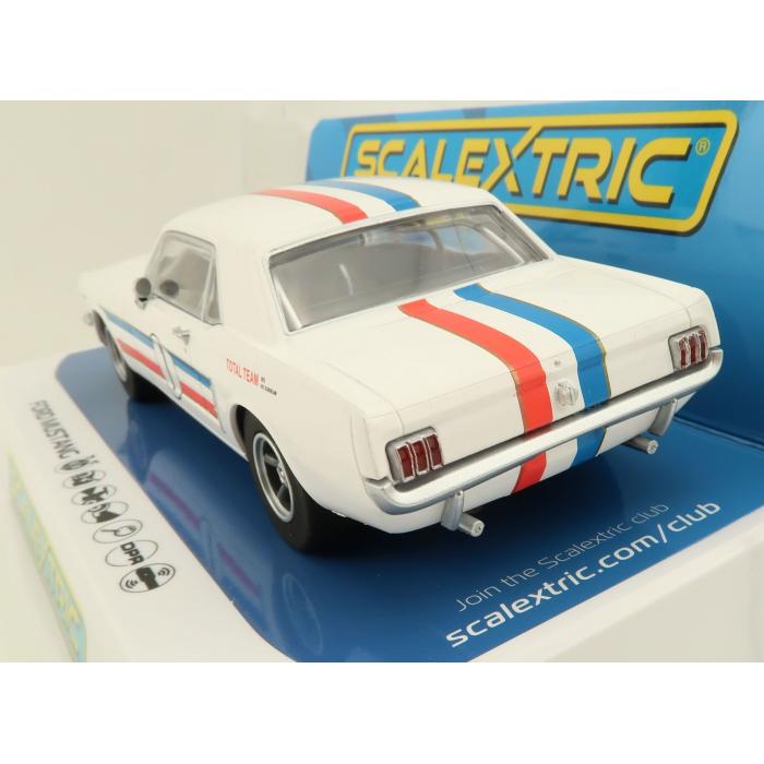 Scalextric C4364F - Ford Mustang - 1966 ATCC - #1 Geoghegan