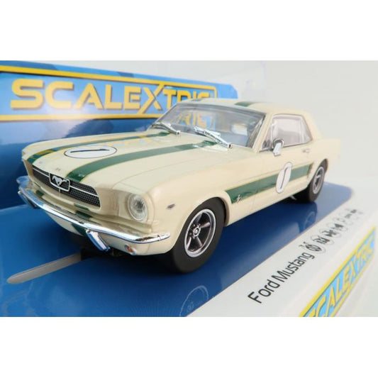 Scalextric C4531F - Ford Mustang - Ian Geoghegan 1967 ATCC #1