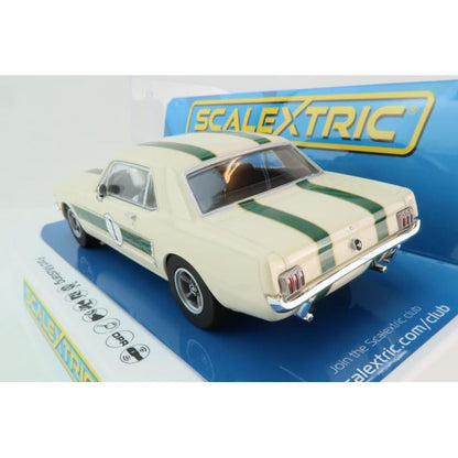 Scalextric C4531F - Ford Mustang - Ian Geoghegan 1967 ATCC #1