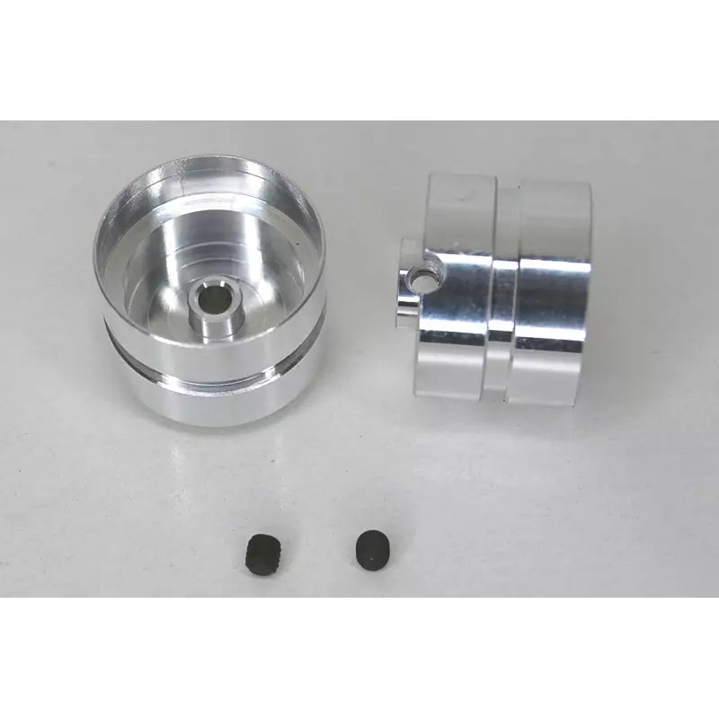 BRM S-308 - Rear wheels F1 GTR + M3 screws x2 - suitable for both rubber and sponge tyres