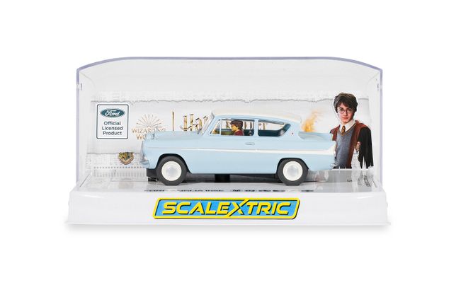 Scalextric C4504 - Ford Anglia 105E Harry Potter Edition