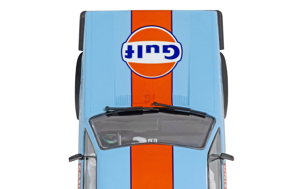 Scalextric C4609 Volkswagen Golf GTI Gulf Edition
