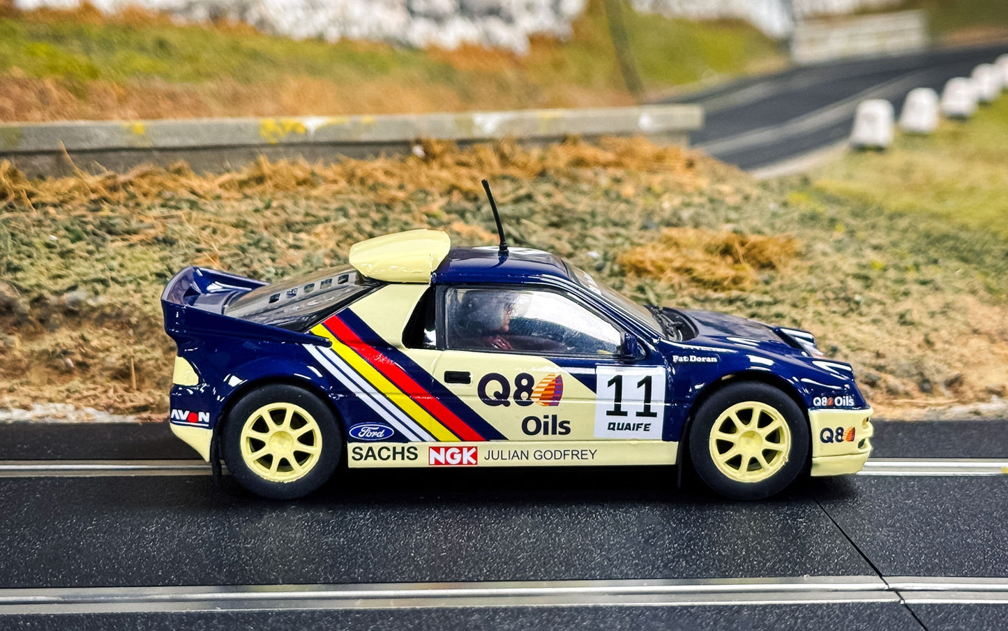 Scalextric C4667 - Ford RS200 - #11 Pat Doran