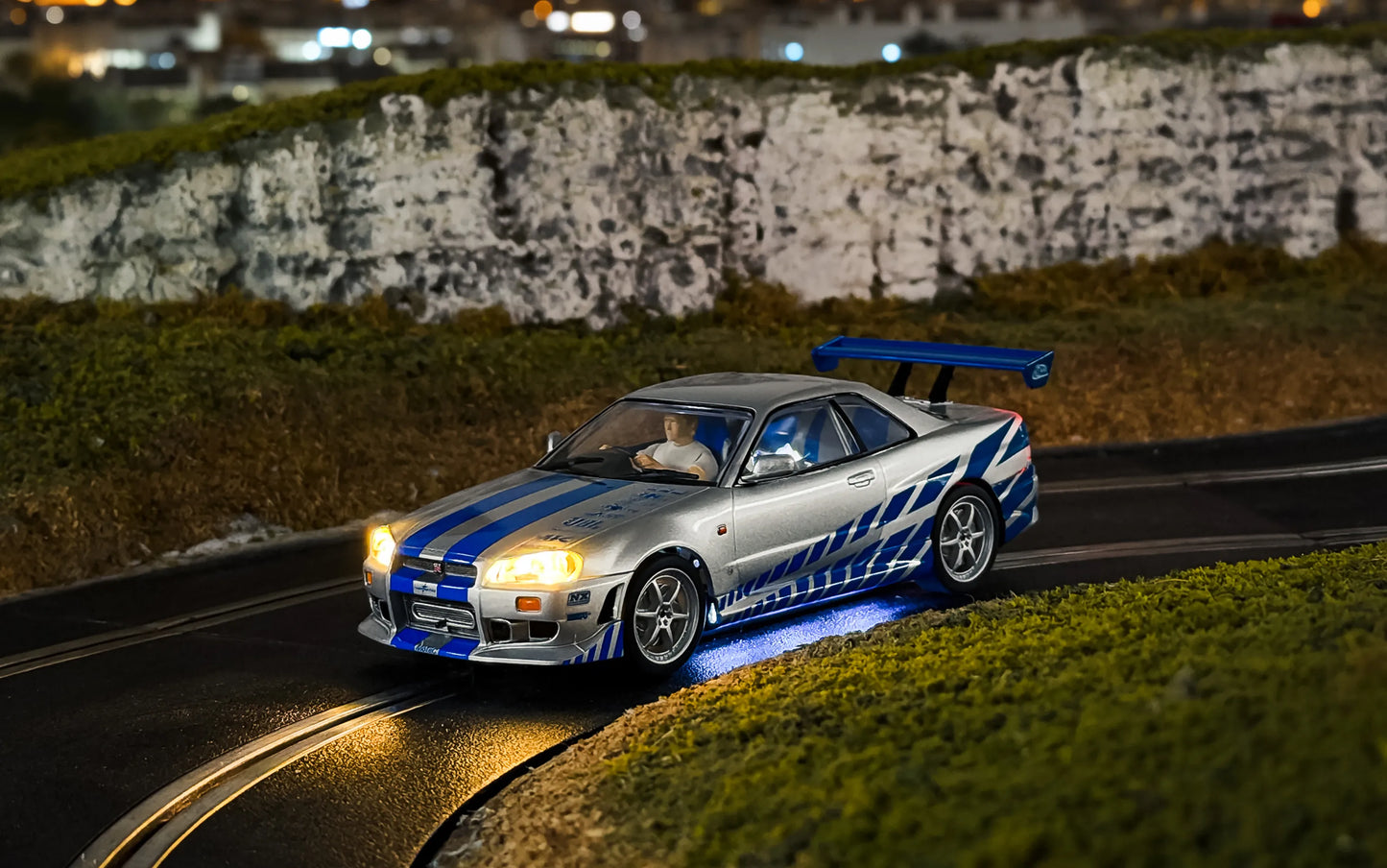 Scalextric C4674 Nissan Skyline GT-R R34 Skyline 2 Fast 2 Furious Brian O’Conner