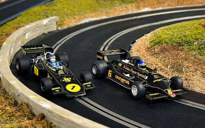 Scalextric C4684A Lotus 72 & Lotus 79 Ronnie Peterson Twin Pack 1/32 Slot Car