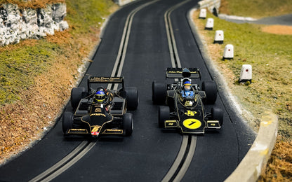 Scalextric C4684A Lotus 72 & Lotus 79 Ronnie Peterson Twin Pack 1/32 Slot Car