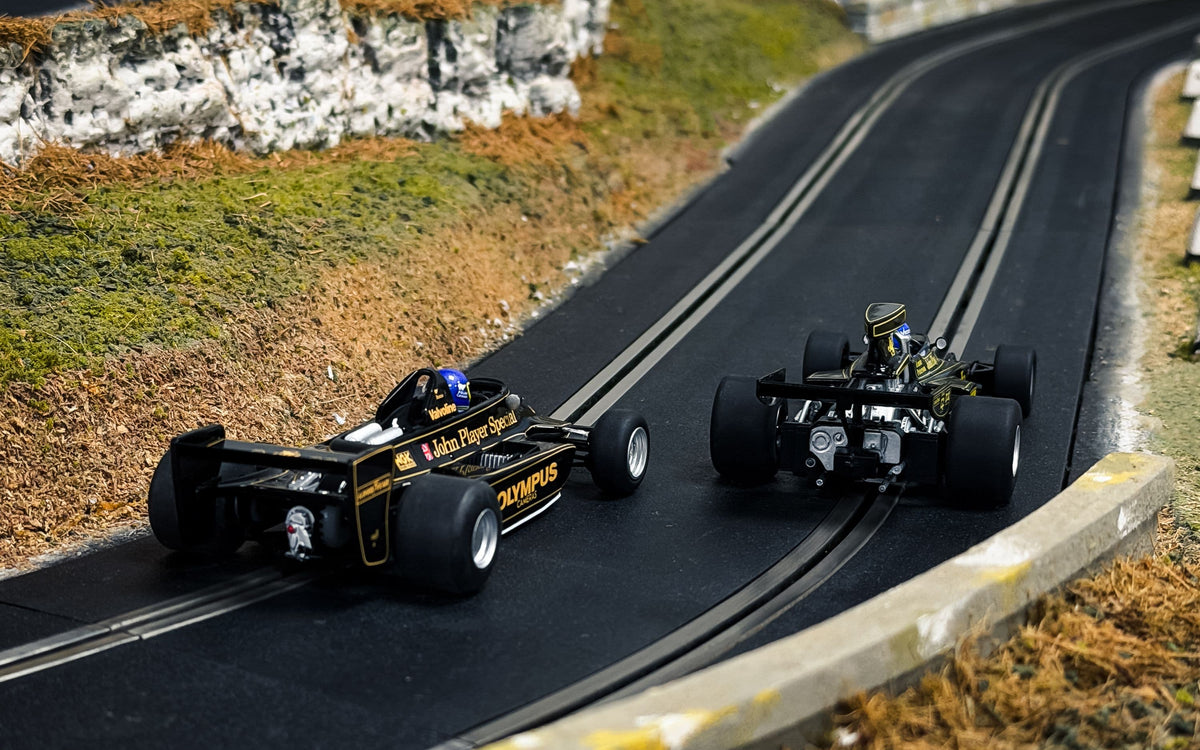 Scalextric C4684A Lotus 72 & Lotus 79 Ronnie Peterson Twin Pack 1/32 Slot Car