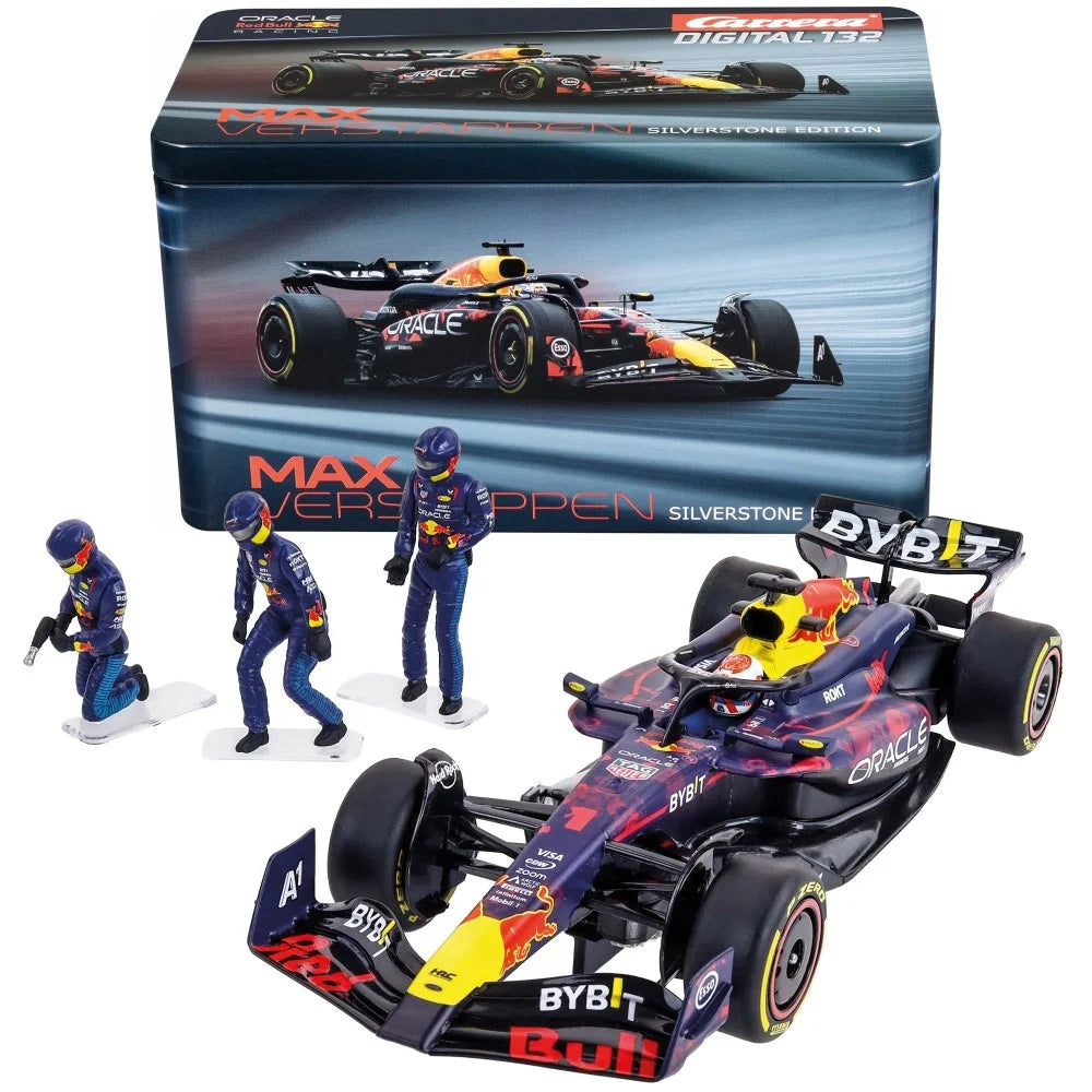 Carrera Digital 32048 - F1 Silverstone 2024 Red Bull Racing Verstappen Special Set with 3 Figurines