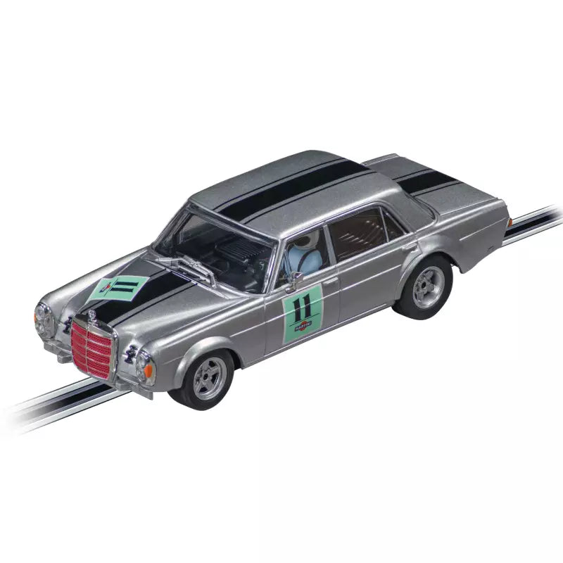 Carrera 27577 - Mercedes-Benz 300 SEL 6.3 AMG "Preis der Nationen 1971, No.11"