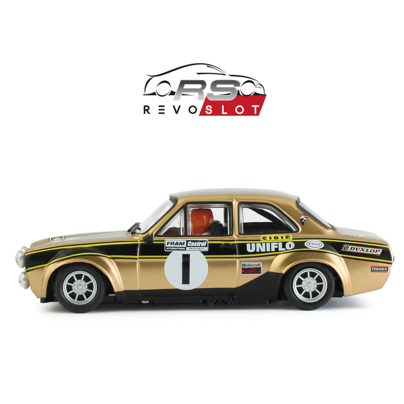 RevoSlot RS0306 - Ford Escort MK1 Uniflo Oro Rally No.1