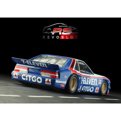 RevoSlot RS0317 Ford Mustang GTO #7 Roush Racing / 7-Eleven Sebring 1986 1:32 Slot Car