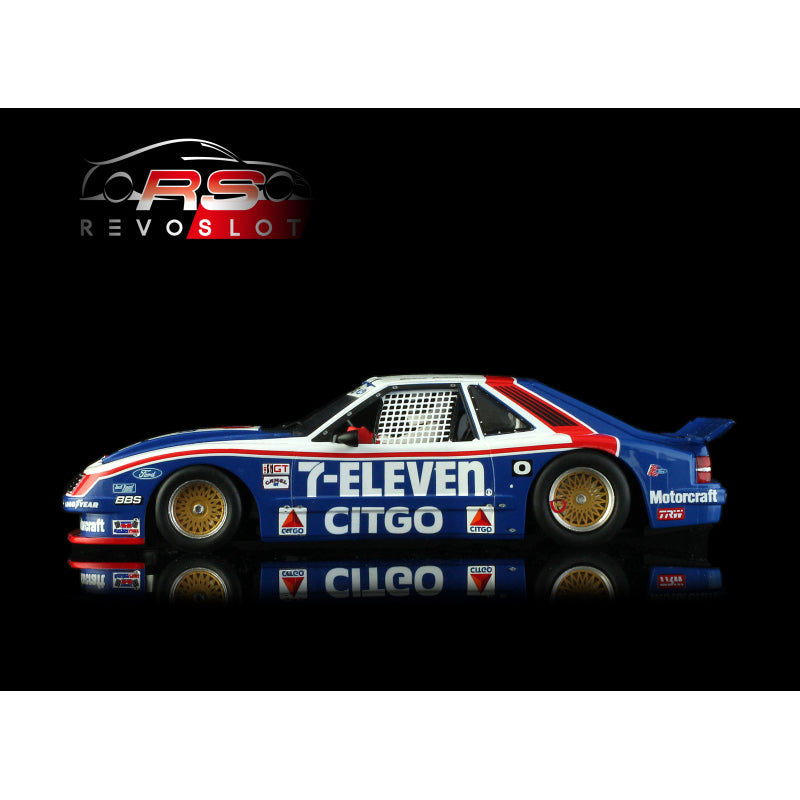 RevoSlot RS0317 Ford Mustang GTO #7 Roush Racing / 7-Eleven Sebring 1986 1:32 Slot Car