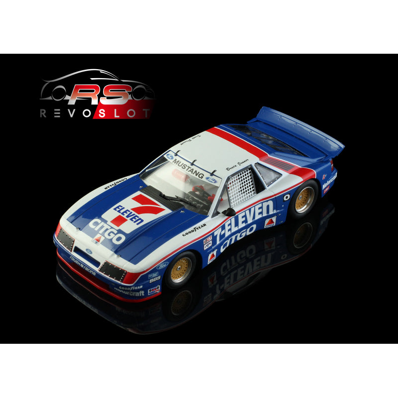 RevoSlot RS0317 Ford Mustang GTO #7 Roush Racing / 7-Eleven Sebring 1986 1:32 Slot Car