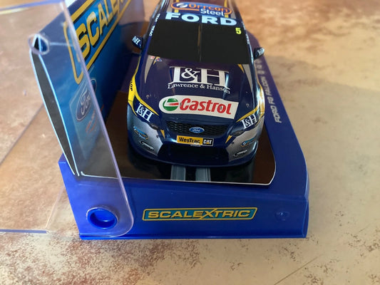 Scalextric C3076 - Ford FG Falcon FPR Mark "Frosty" Winterbottom #5
