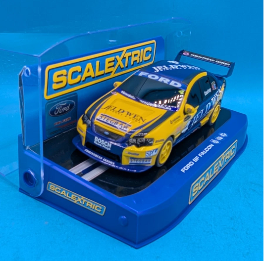Scalextric C2831 - Ford Performance Racing BF Falcon James Courtney #4