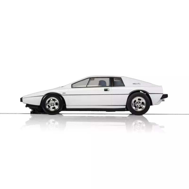 Scalextric C4229 James Bond Lotus Esprit S1 The Spy Who Loved Me 1/32 Slot Car